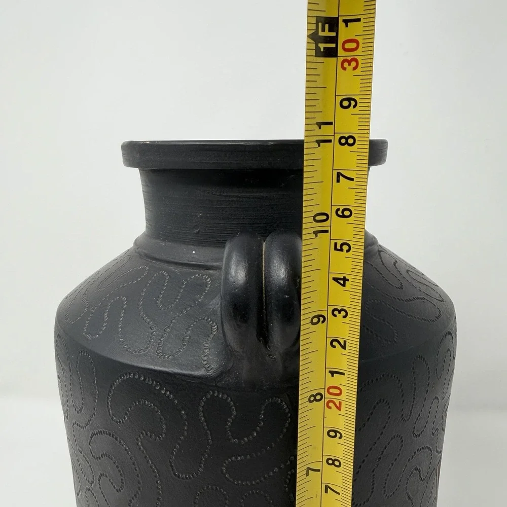 Vtg Black Pottery Vase Copper Colored Relief Tribal‎ Geometric Double Handle 11